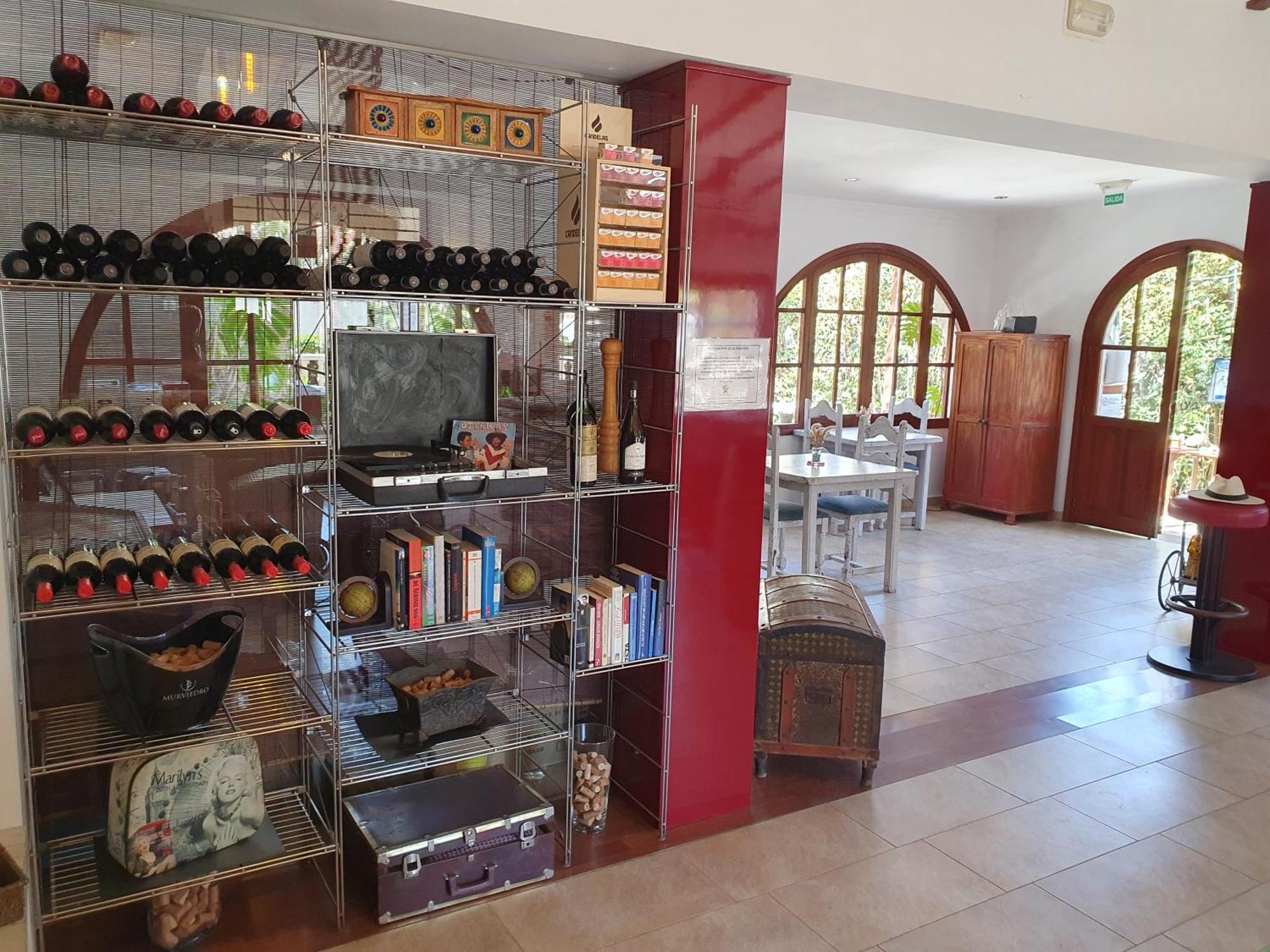 Hostal Mi Campana Denia Kültér fotó