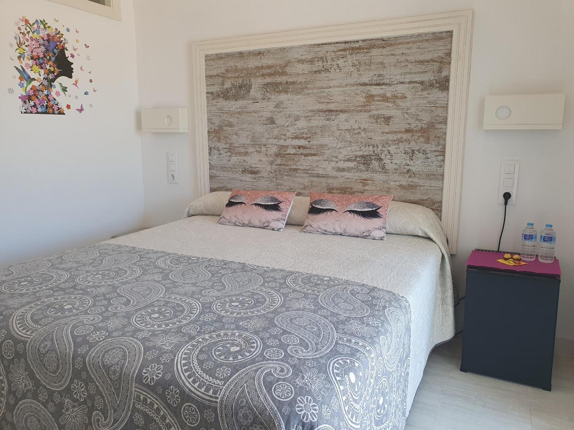 Hostal Mi Campana Denia Kültér fotó
